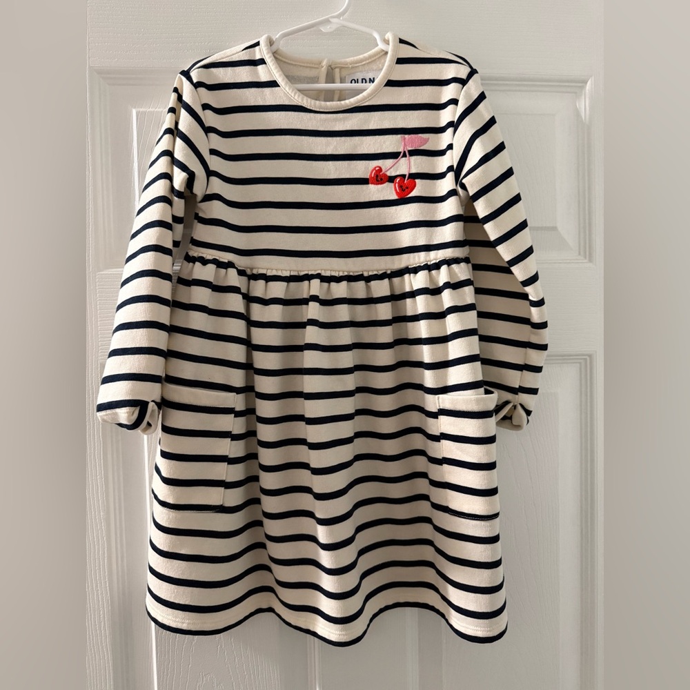 Old Navy Black and White Cuffed Sleeve Sundress
